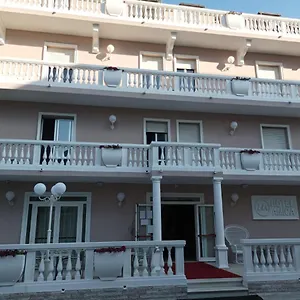 https://hotel-amica.emilia-romagnahotels.net